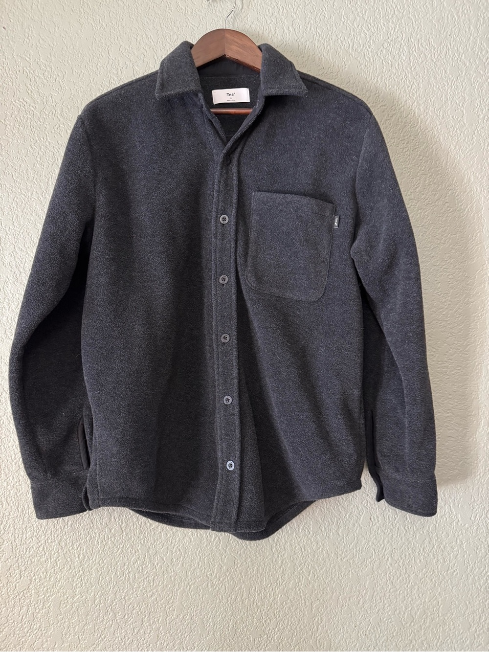 Aritzia TNA dark grey heavy fleece button down size small